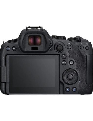 R6 Mark II + RF 24-105mm f/4 L IS USM